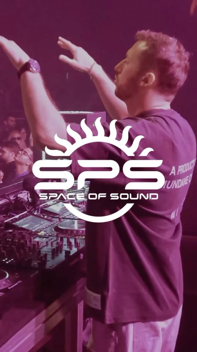 Ya sabes que tu Pass Top Moment siempre te da 3€ de descuento 😎 en las entradas de Space. Pero ahora, además, TE REGALAMOS 1 CONSUMICIÓN EXTRA 🎁 en cada entrada que compres para los eventos de Space of Sound: 
📍Loco Dice (12 octubre) y 
📍Claptone (30 noviembre)

Pilla tu Pass Top Moment ¡y disfruta las ventajas!
Disponible en el Link de la BIO ☝️

#SPS #SonidoSpace #DayAndNight #SpaceOfSound #LabTheCLUB #TheReal360Club #RoundStage